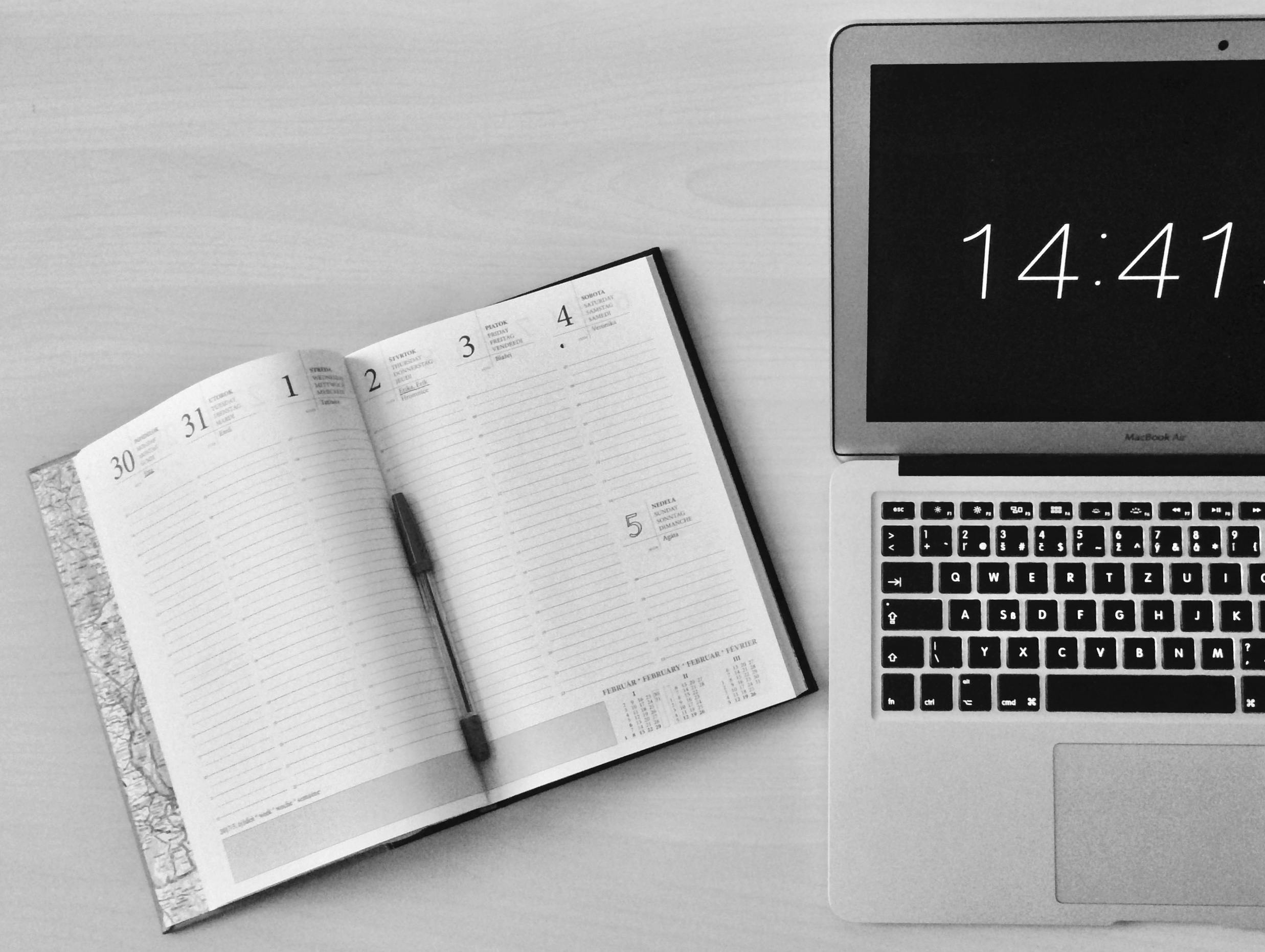 How To Conduct A Mid Year Review As A Writer, Creator or Blogger